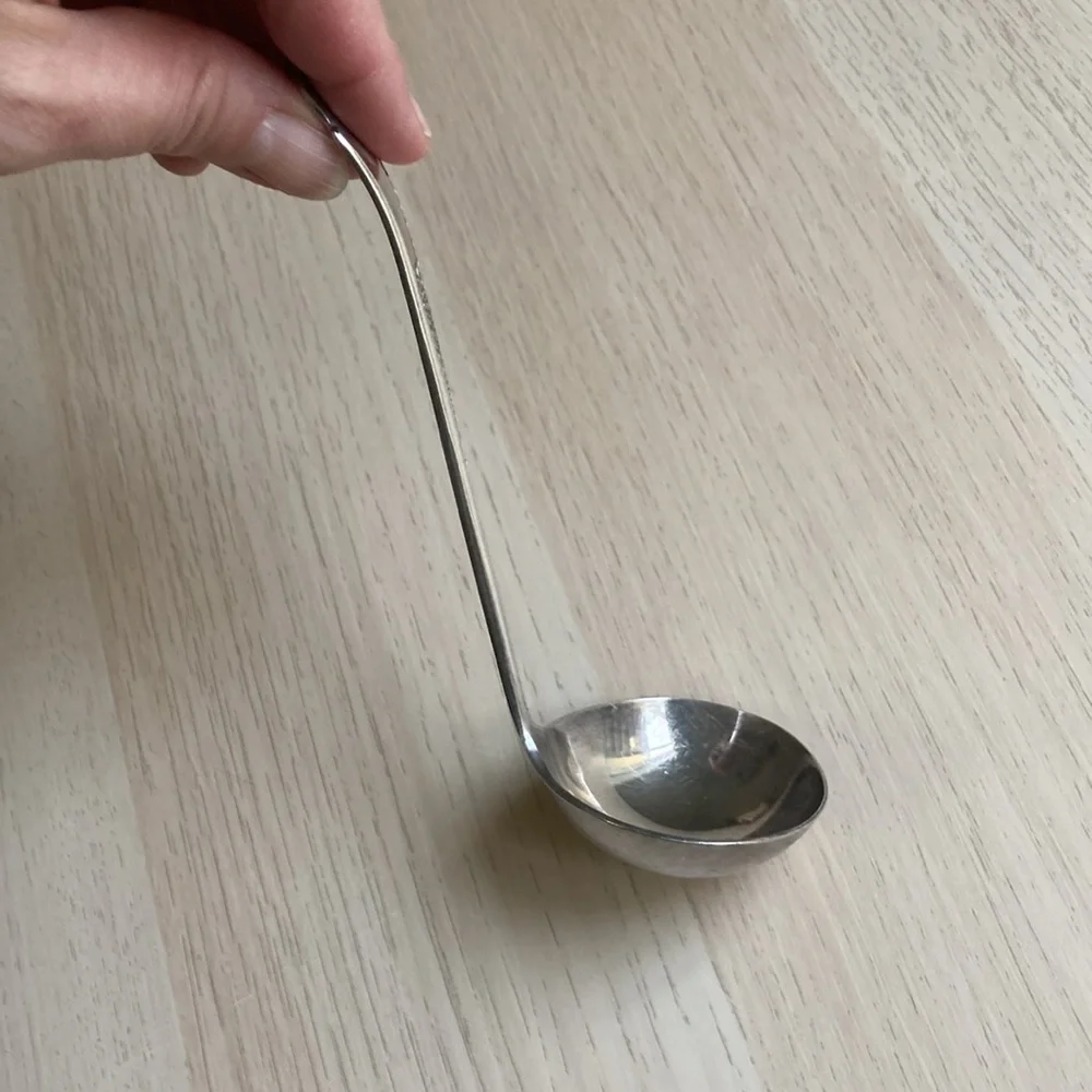 Vintage Gravy Silver Plated Ladle WM. ROGERS & SON IS, The GARDENIA Pattern 1941
